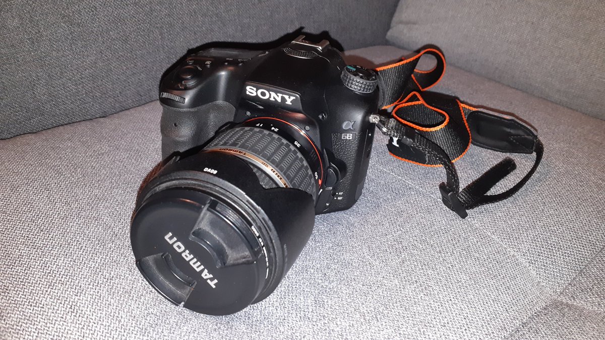 f4flo_jerome's tweet photo. Depuis hier, mon nouveau compagnon de route en remplacement de mon A550 HS au bout de 10 ans.
On va "finir" mes objectifs type A ensemble.
Quelle évolution par rapport au 550 : autofocus, vidéo, visée...!
@SonyFrance #alpha68 https://t.co/zWkZxkU8OS