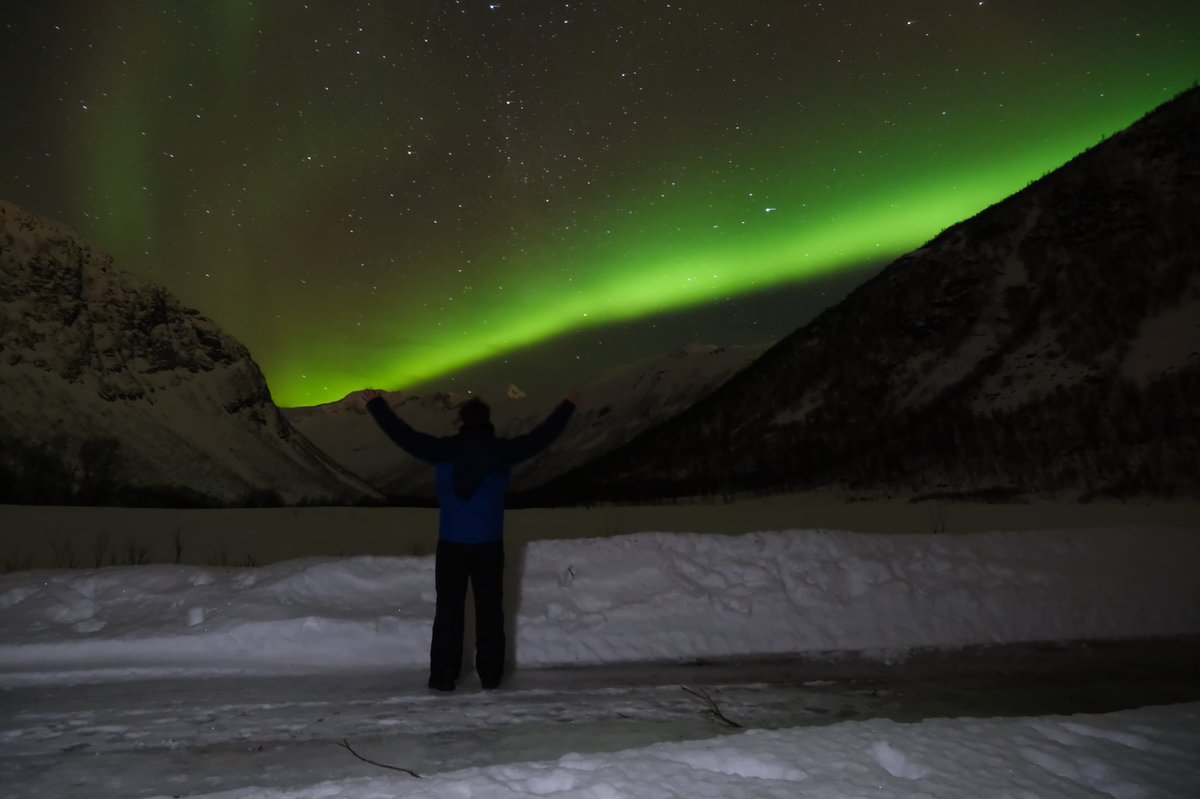 juan9efe's tweet photo. Empecé el año viendo la Aurora Boreal y fue los más mágico del mundo! https://t.co/4Qutk1yxWH