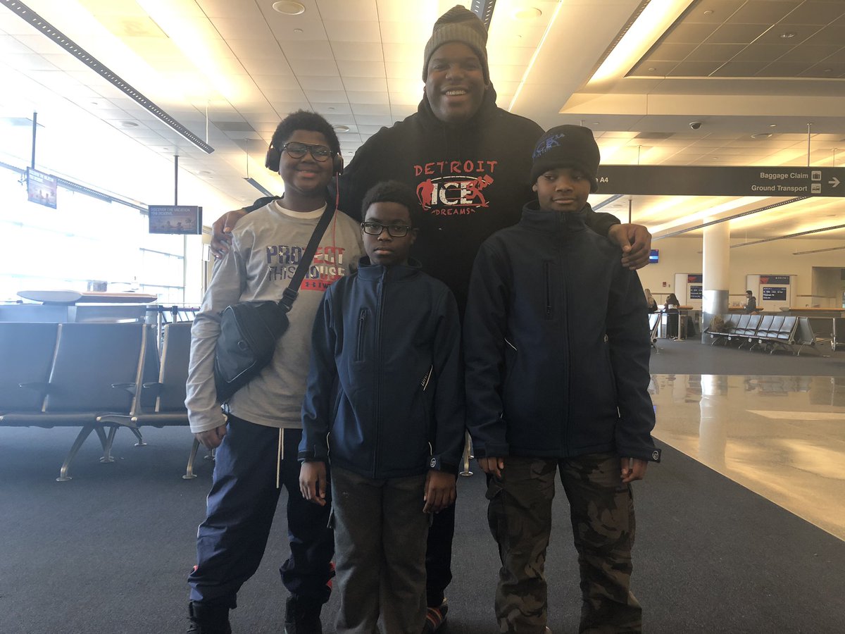 Detroit Ice Dreams tweet media