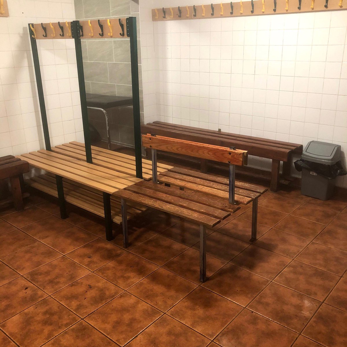 Quick learning group going to @czechrugbyleague - leaving the changing rooms at <a href="/StCuthsARLFC/">Wigan St Cuthberts ARLFC</a> spotless as they should be. #startasyoumeantogoon #bestfootforward