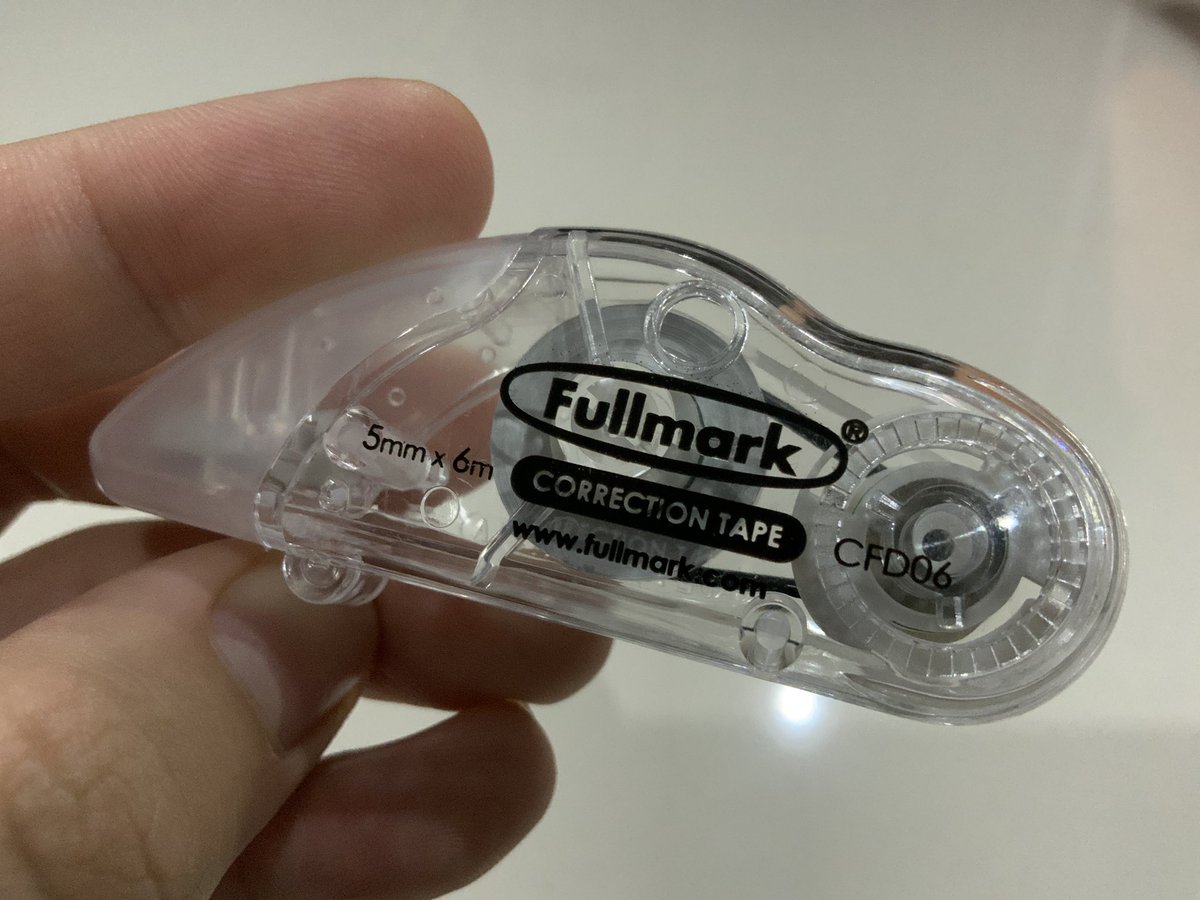 GERDkuma's tweet photo. อยากรีวิว เทปลบคำผิดยี่ห้อ #Fullmark คือดีจริงๆเท่าที่ใช้มาตัวนี้ตอบโจทย์ คือ #ราคาไม่แพง 25-29บาท ใช้แล้วไม่ขาด แล้วสีขาวสวยด้วย แนะนำเลย #รีวิวเครื่องเขียน https://t.co/H0GwbXbZyl