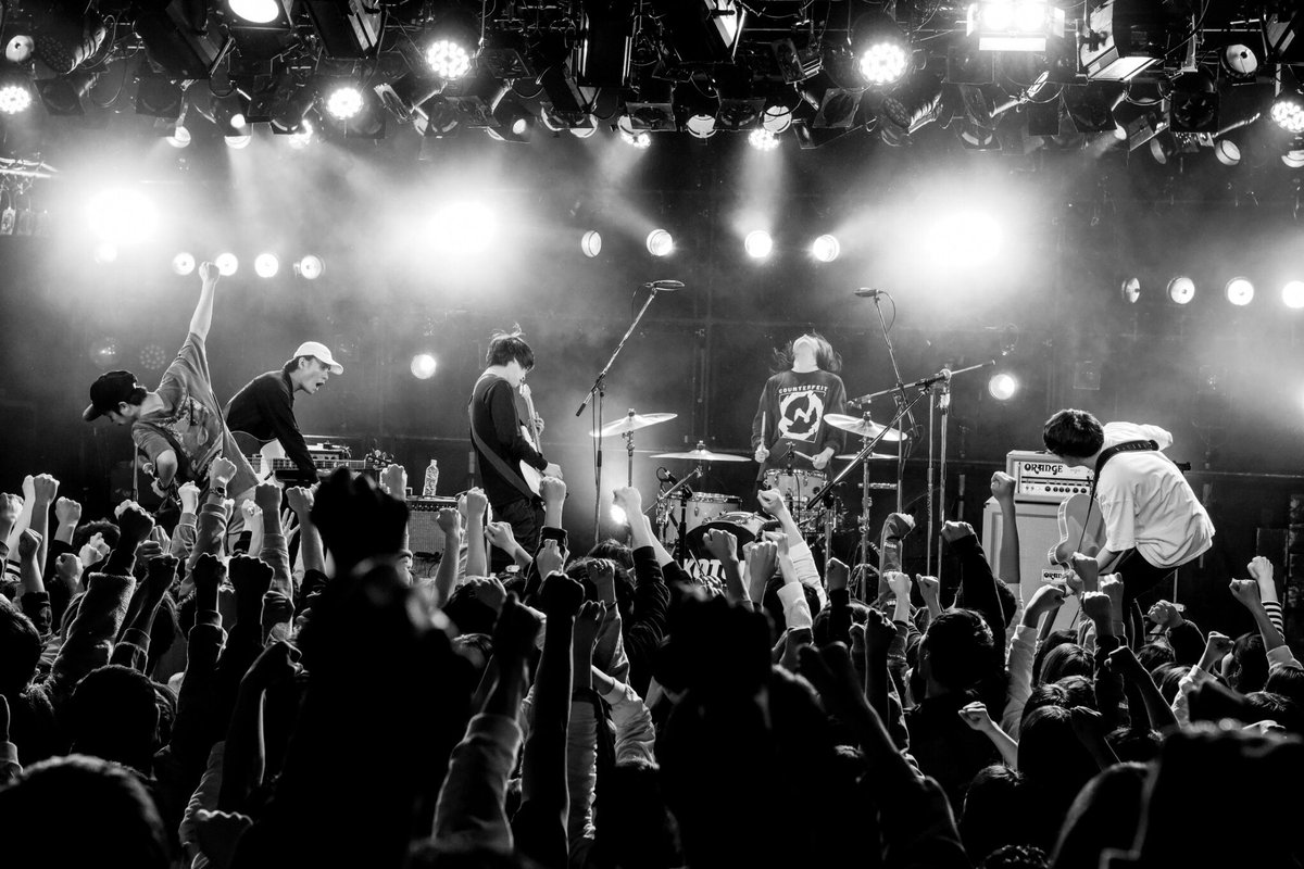 KOTORI_band's tweet photo. 2020.1.4
@梅田CLUB QUATTRO
KOTORI REVIVAL TOUR

撮影 MASANORI FUJIKAWA (@masound ) https://t.co/2Y96eJOCjw