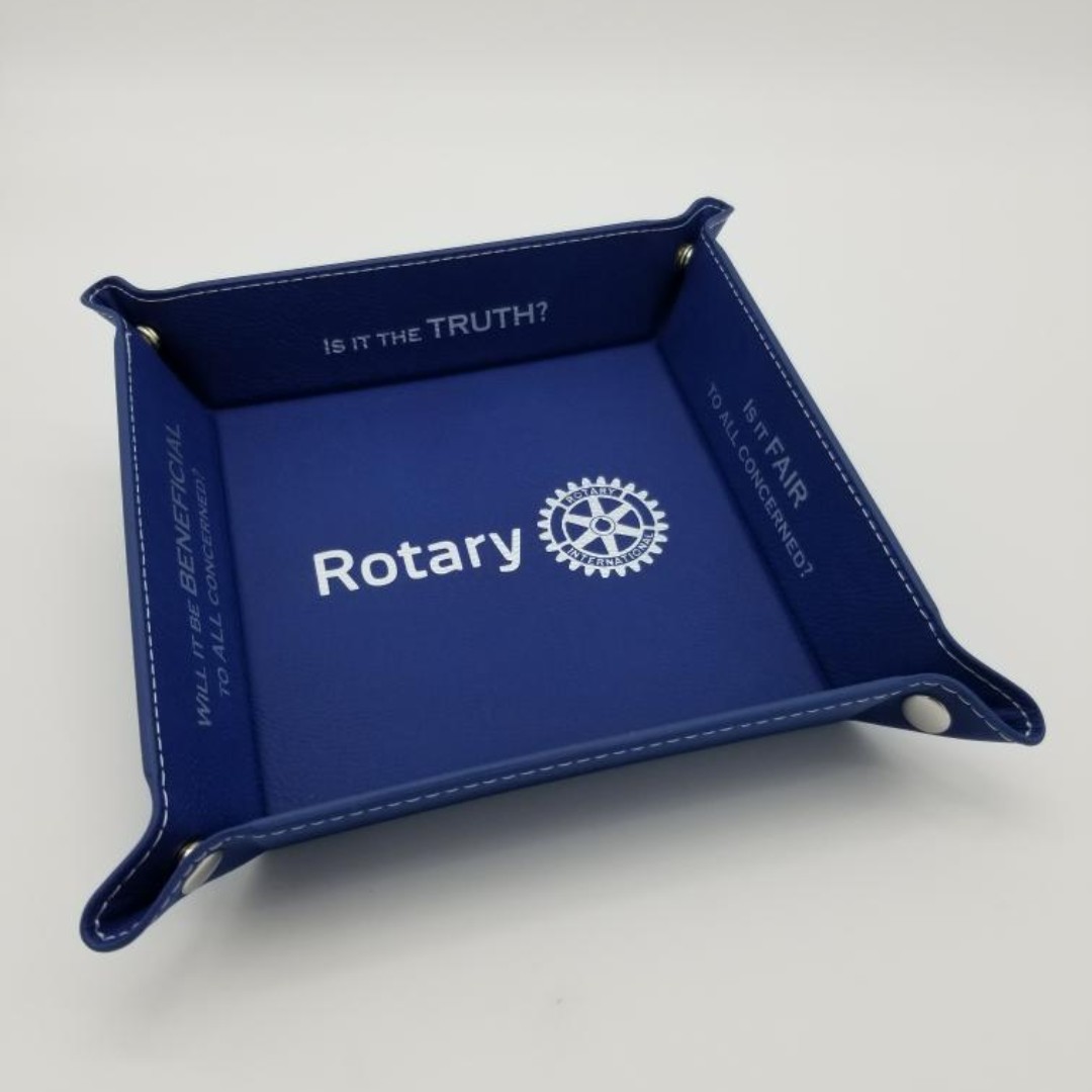 RTPClubClothes's tweet photo. LOVE this new product!  It is the perfect catch-all, coin tray, key holder, and... it unsnaps to lay flat if you want to toss it in your travel bag.  Get yours here - https://t.co/ekvLnnELWC https://t.co/HBsjaQhAm1