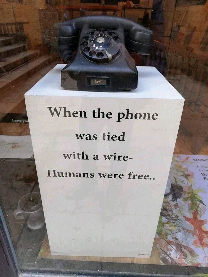 RebeccaDavisWME's tweet photo. Dont let #technology ruin your weekend... unplug &amp; be #retro act like it was 1990 again! 
#DigitalDetox https://t.co/pn6tjh0V51