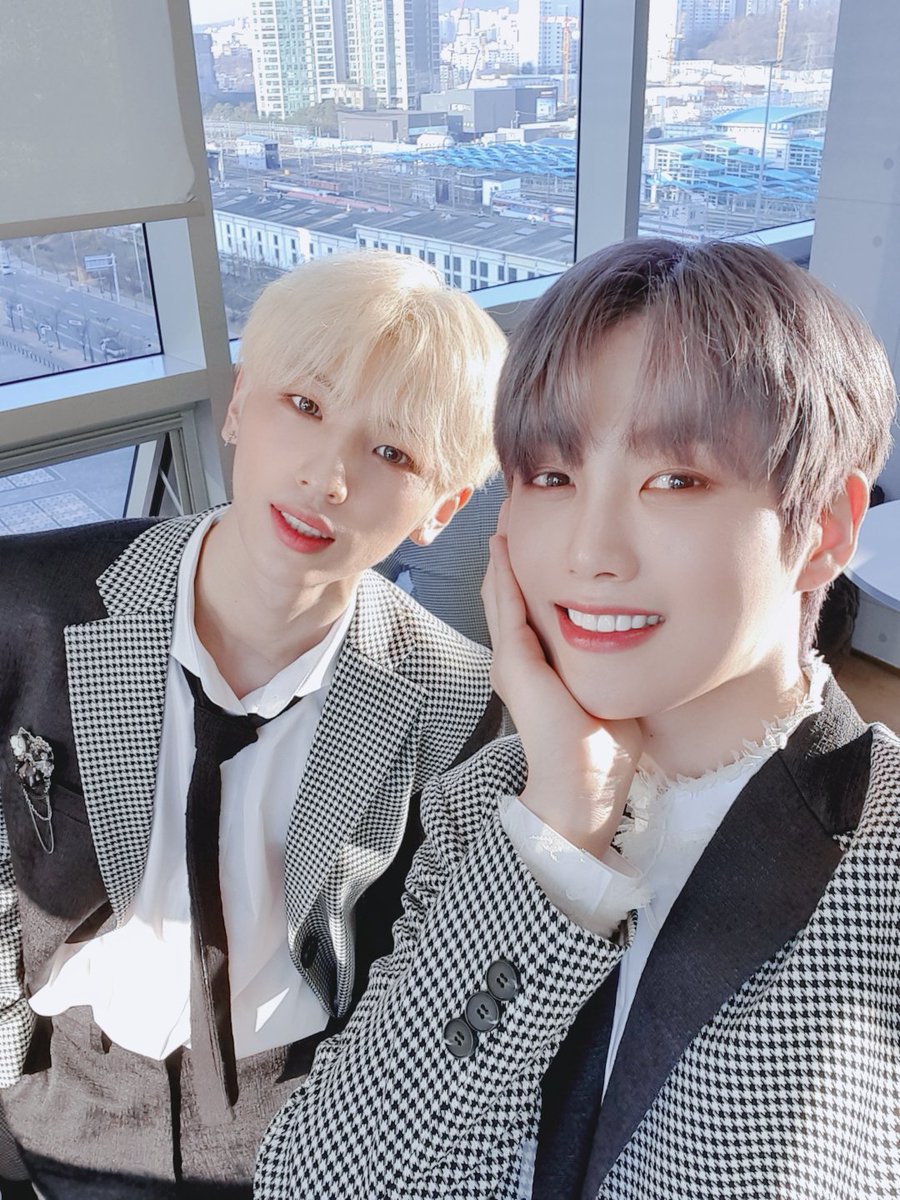 TS7_official's tweet photo. [#요한] 96즈랑🐭 오늘도 고마워요 하나☝️ #요한타임 #어이쿠잘생겼다😆 https://t.co/RmCz8YaUxC