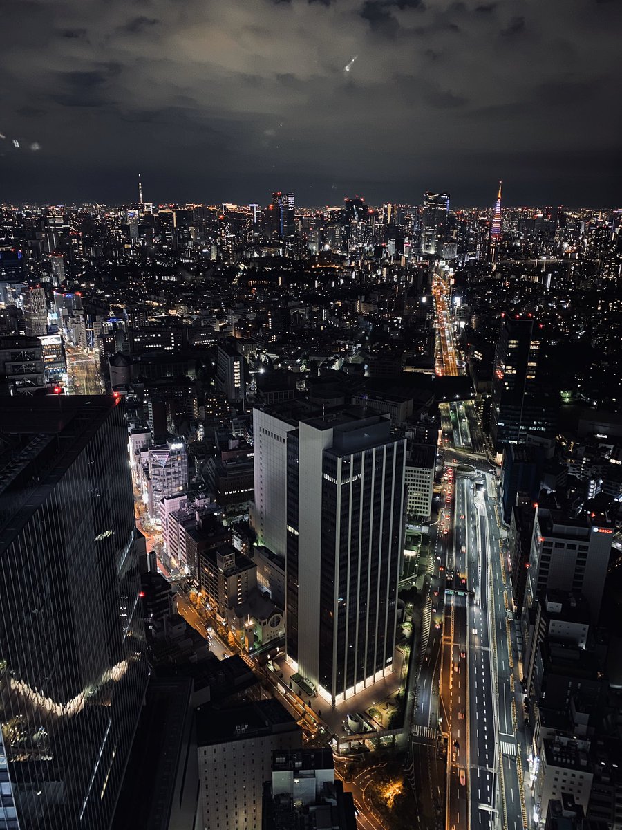 ななろん 一陽来復 Sur Twitter 寒かった 渋谷スカイ 曇り 東京タワー と 東京スカイツリー ななろん 一陽来復 Sur Twitter 寒かった 渋谷スカイ 曇り 東京タワー と 東京スカイツリー