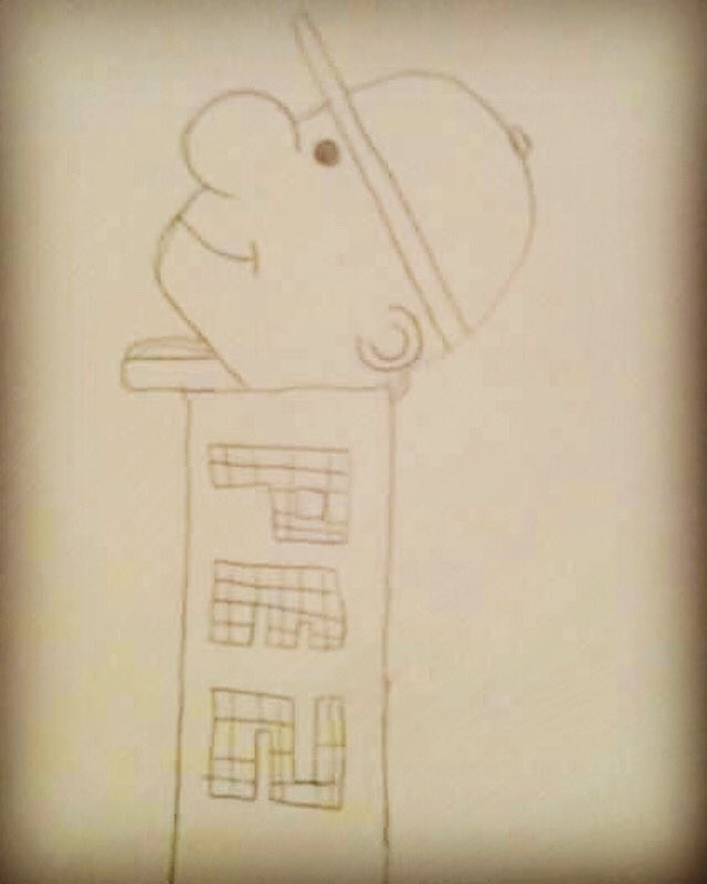 JoeyKenneySucks's tweet photo. #joeyhendrix #smartcharlie #pez #pezcandy #pezdispenser https://t.co/dcssw9m5oY