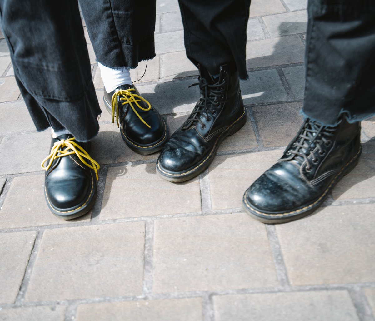 Dr. Martens 在Twitter 上："The 1460 boot and the 1461 shoe are the first two  styles Dr. Martens ever made, six decades ago. Tell us about your first  pair of Docs. https://t.co/d3HqCxTRsZ" /
