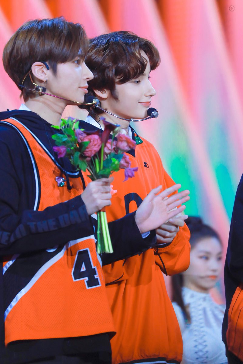 20020814_com's tweet photo. 200104 골든디스크 
#투모로우바이투게더 #TOMORROW_X_TOGETHER #TXT
#휴닝카이 #HUENINGKAI https://t.co/qlwotykvmU