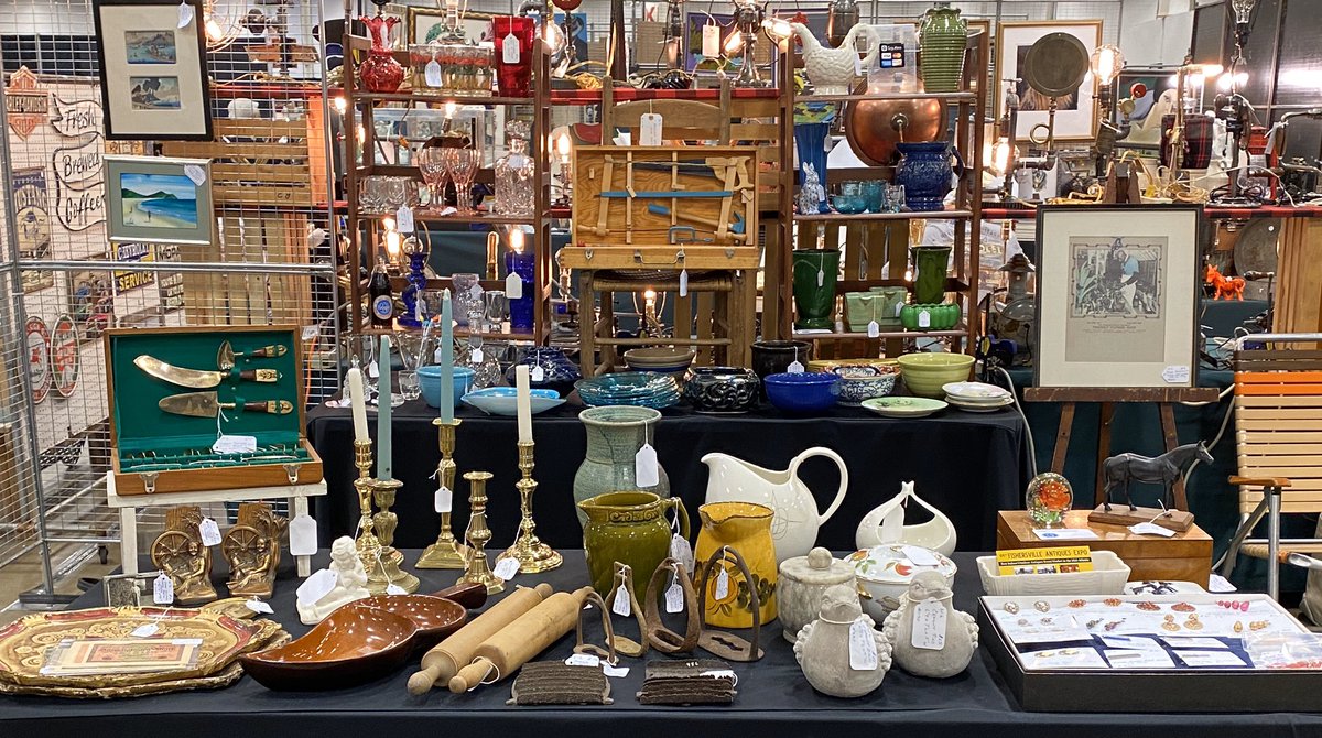 antiquebrocante's tweet photo. DC Big Flea at the Dulles Expo Center in Chantilly, VA this weekend! Antiques-Brocante is setup un Row B, Booths 140-141 to shop! #BigFlea #AntiquesBrocante https://t.co/WMXW6N7TC5