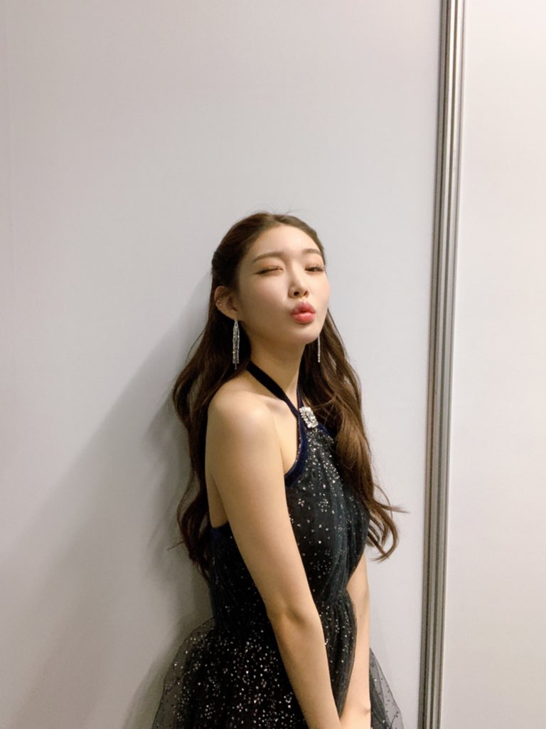 CHUNGHA_MNHent's tweet photo. 📸 제34회 골든디스크어워즈

윈터 원더랜드🖤💙❄️

#청하 #CHUNGHA
#별하랑 #BYULHARANG
#골든디스크어워즈 #GDA https://t.co/KzTbhHCAet