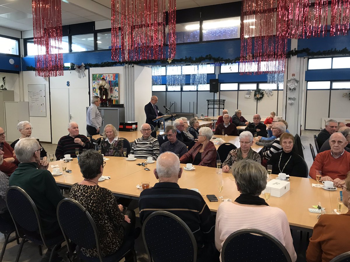 VredeAd's tweet photo. Nwjrsreceptie #DeWieken #Kroeven #Roosendaal druk bezocht.Voorzitter #CorKoevoets houdt nieuwjaarsreceptie.’’Aandacht voor elkaar’ rode draad.Vanuit @WijZijnRsd ook actie in 2020 samen met partners @wa_roosendaal02 @ggzwnb @alwelnl @MEEWestBrabant @gem_roosendaal e.a. @IngeRaaij https://t.co/03lX7SXGIv