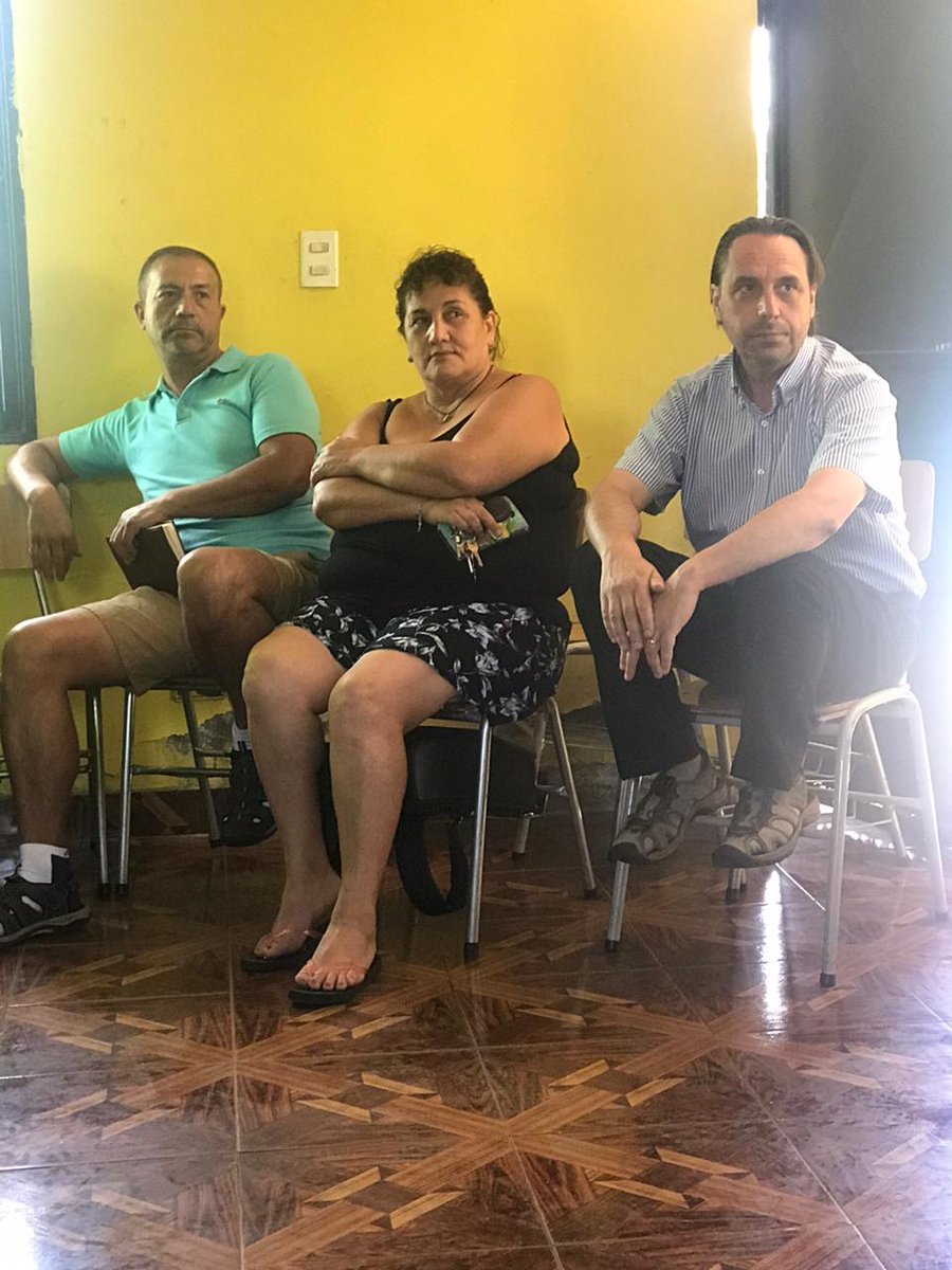 G100Chile's tweet photo. Hoy la #G100 @soledadlama visitó la Sede Social de la Población Calvo Mackenna de Renca, en una nueva actividad de la Célula de Impacto Social y se reunió con diferentes microemprendedores. https://t.co/yf5lPbskEN
