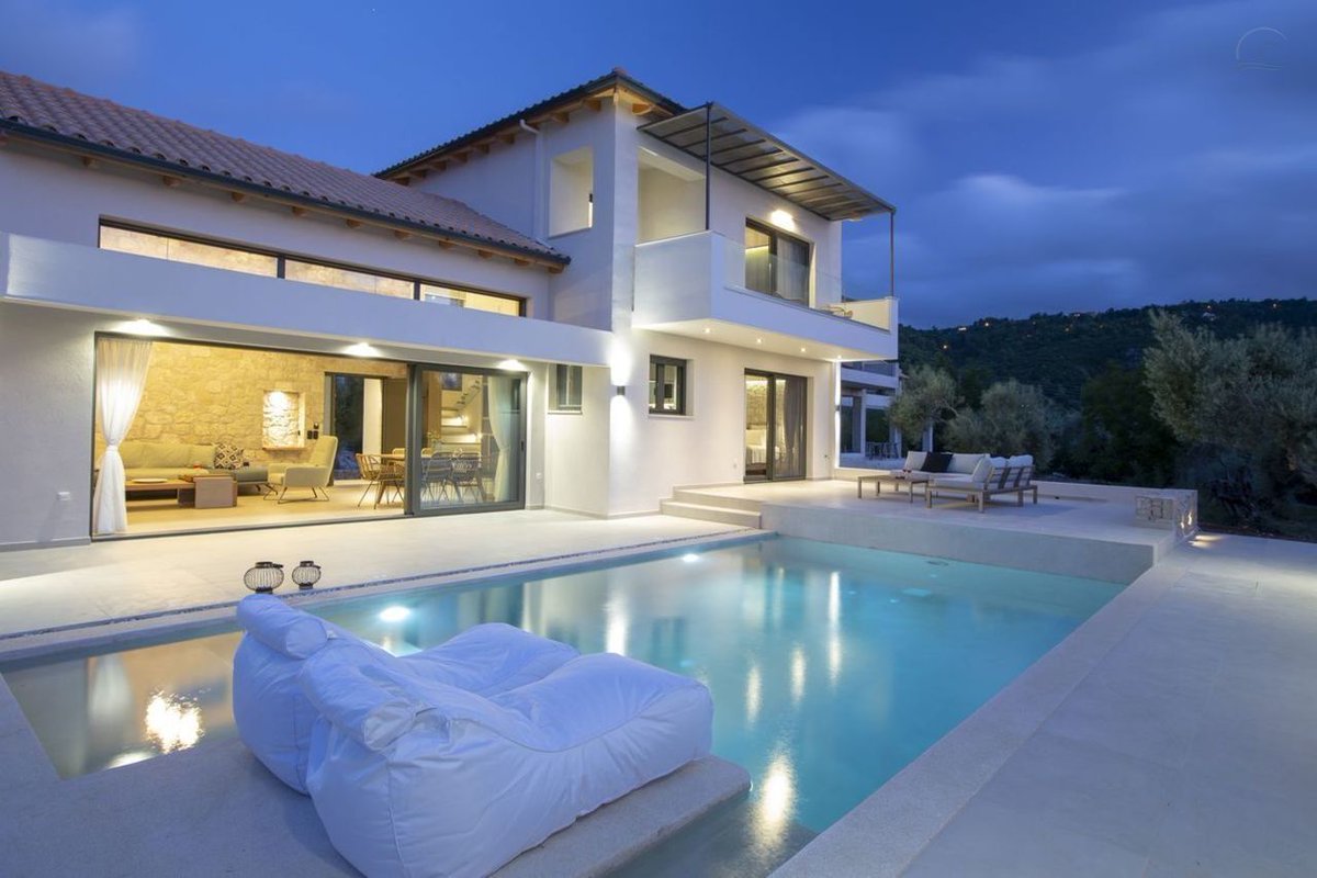 LefkadaHoliday's tweet photo. Summer is coming! Book now and get a 10% discount for a brand new stylish villa located only 800m from beautiful Ai Giannis beach!
.
https://t.co/hgiWc2o4rP
.
#specialoffer #luxuryrentals #booknow #lefkada #lefkadabeaches #discounts #summer2020 https://t.co/yX2zU4t2GE