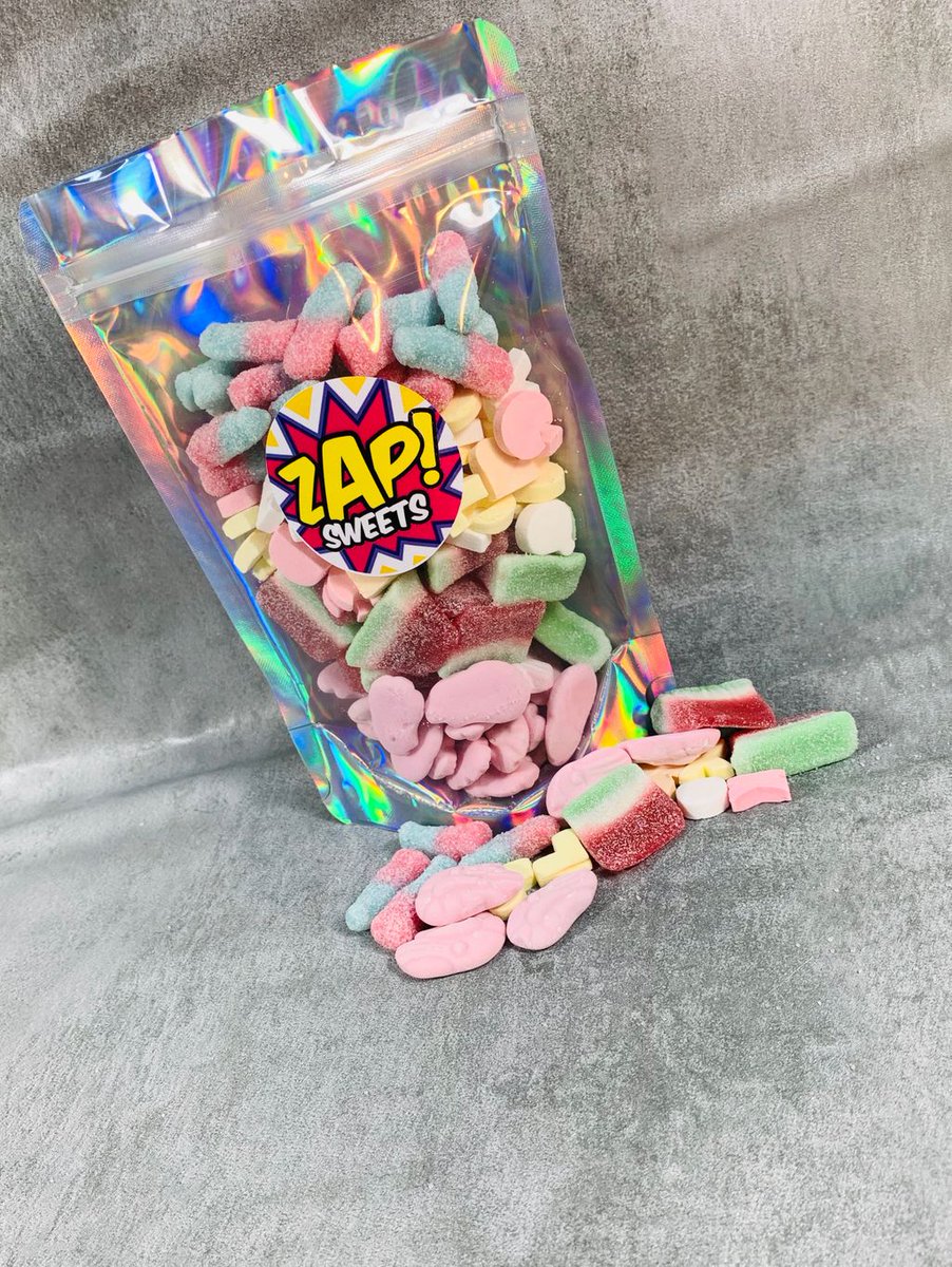 ZapSweets's tweet photo. How about a ‘Create Your Own Mini Pouch’ for your Saturday evening?! 
🍬
£3.49 for a 300g pouch....choose up to four different sweets to fill your pouch! 
🍬
#sweets #pouch #candy #confectionary #weekend #sugar #veganuary #weekend #cheatmeal https://t.co/uezTjMwst5