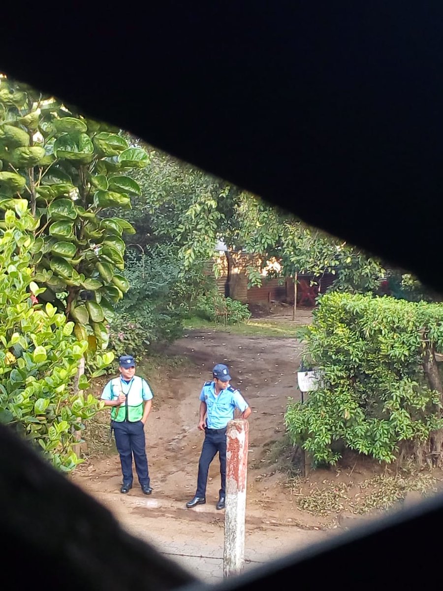 UPPN19's tweet photo. #DENUNCIA

El ex preso político excarcelado Juan Bautista Guevara de la ciudad de Ticuantepe Barrio, denuncia el constante asedio, amenaza, intimidación y persecución a labque es sometido por la policía orteguista.

¡BASTA DE VIOLACIONES DE DERECHOS HUMANOS!

#SOSNicaragua https://t.co/2saPgQO5uC