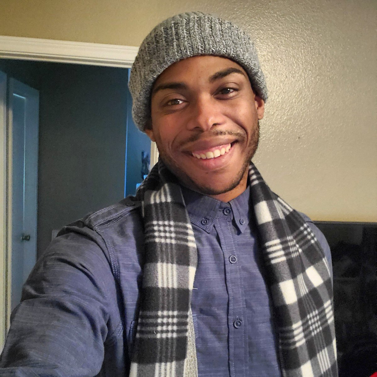 It’s My BIRTHDAY!!!!!!! Time to Rise and Shine and enjoy my special day.