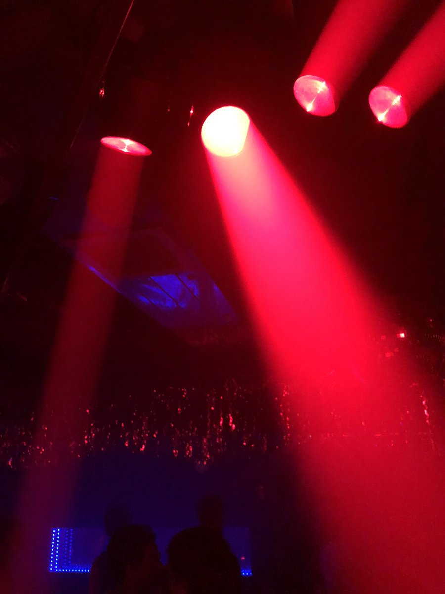 alicia262girl's tweet photo. Kremwerk 🔥@ravewithmigente @Kremwerk #seattletechno https://t.co/OkWWF3CU5C