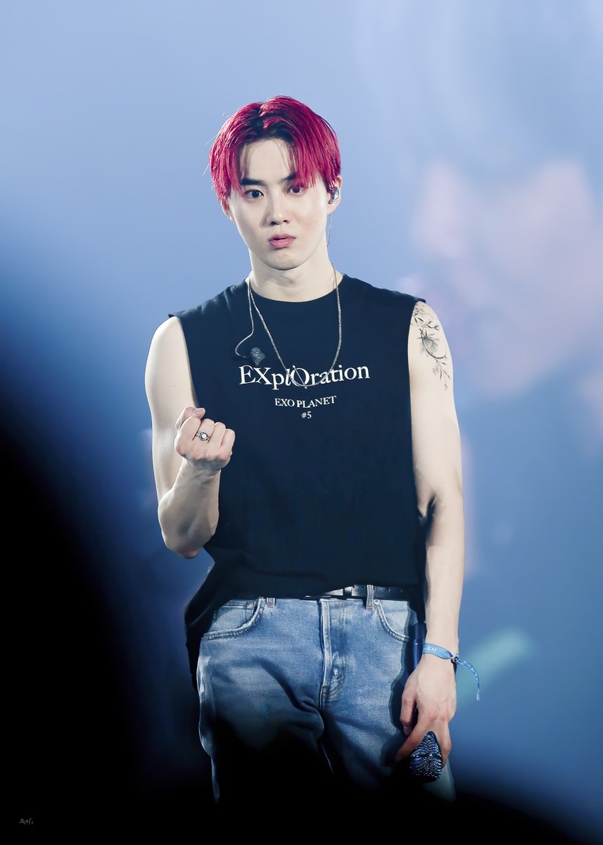 ooah522's tweet photo. 191231 #suho #SUHO #junmyeon #exo #김준면 @weareoneEXO #EXplOrationdotin #weareoneEXO #EXOonearewe #OBSESSION #OBSESSEDwithEXO 

'3' https://t.co/Ns0Bn6W2Mh