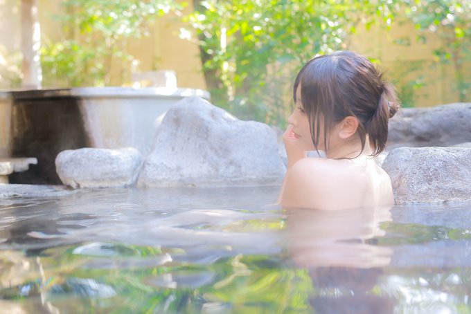 Twitterエロ垢の自撮りエロ画像8