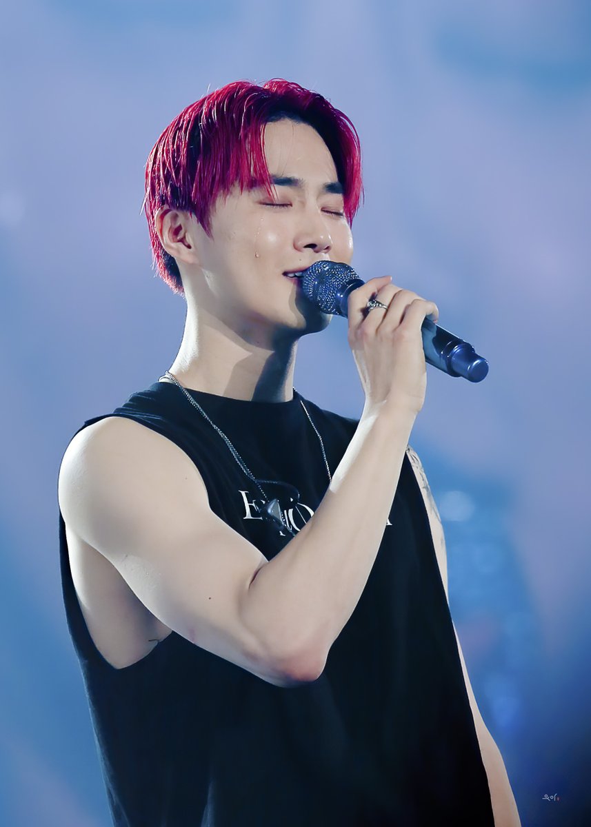 ooah522's tweet photo. 191231 #suho #SUHO #junmyeon #exo #김준면 @weareoneEXO #EXplOrationdotin #weareoneEXO #EXOonearewe #OBSESSION #OBSESSEDwithEXO

누가 뭐라고 하더라도 우리 오래오래 사랑하자. https://t.co/BAk6hxGyGM