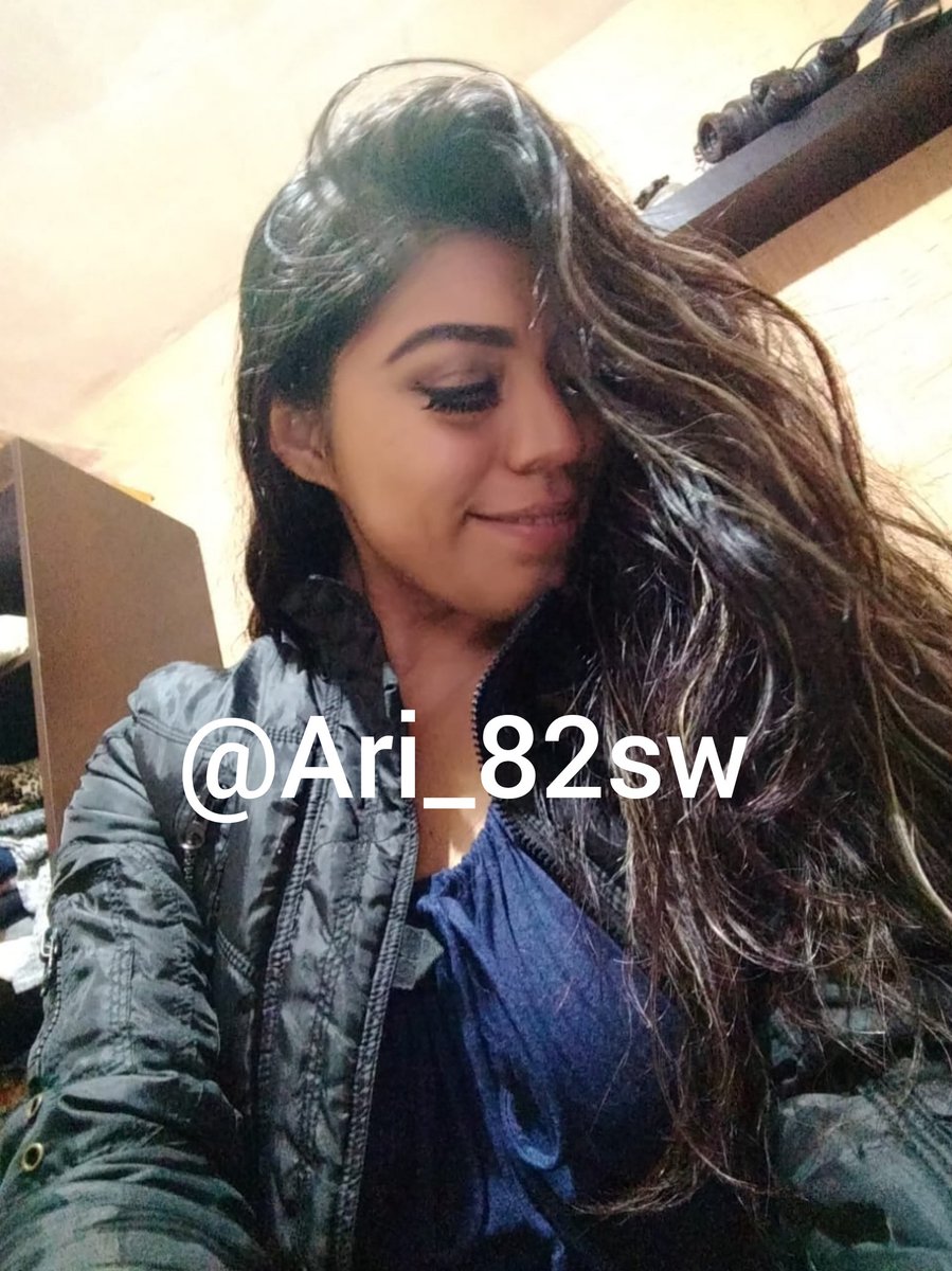 HembraFina's tweet photo. Elegancia y sensualidad, una sonrisa sexy que invita a adivinar el potencial erótico de la bellísima @Ari_82sw . Una auténtica #hembrafina https://t.co/yN4DJNqaBm