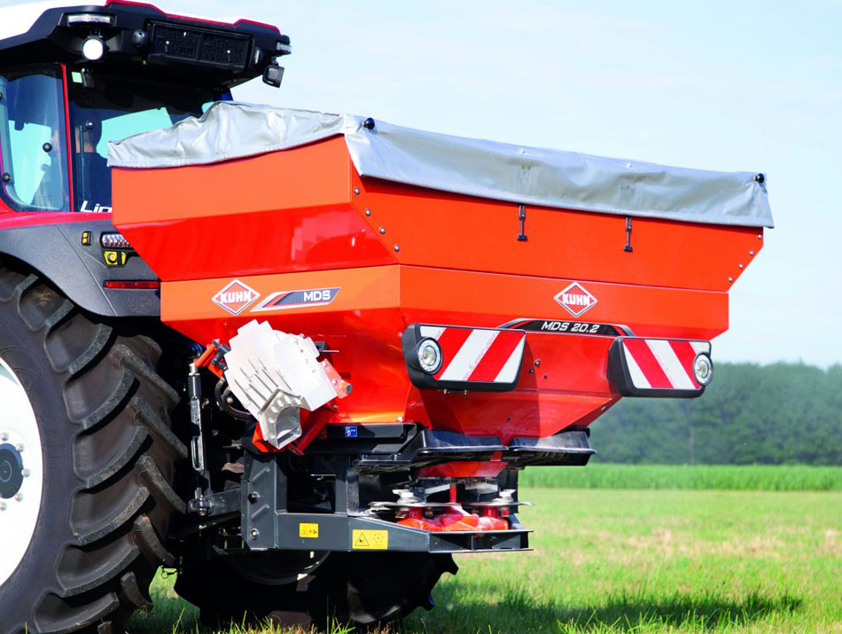 drumlishfarm's tweet photo. 🚜 NEW MODELS 🚜
DFM have available the latest @KUHN_UK Multi-Disc System (MDS) fertiliser spreaders!

Like this 20.2 MDS version which has a maximum hopper capacity of 2,000 litres

Look https://t.co/oW7J7NaMe9
Call NI: 028 8289 8891

#BeStrongBeKuhn https://t.co/upyAZAqRSm