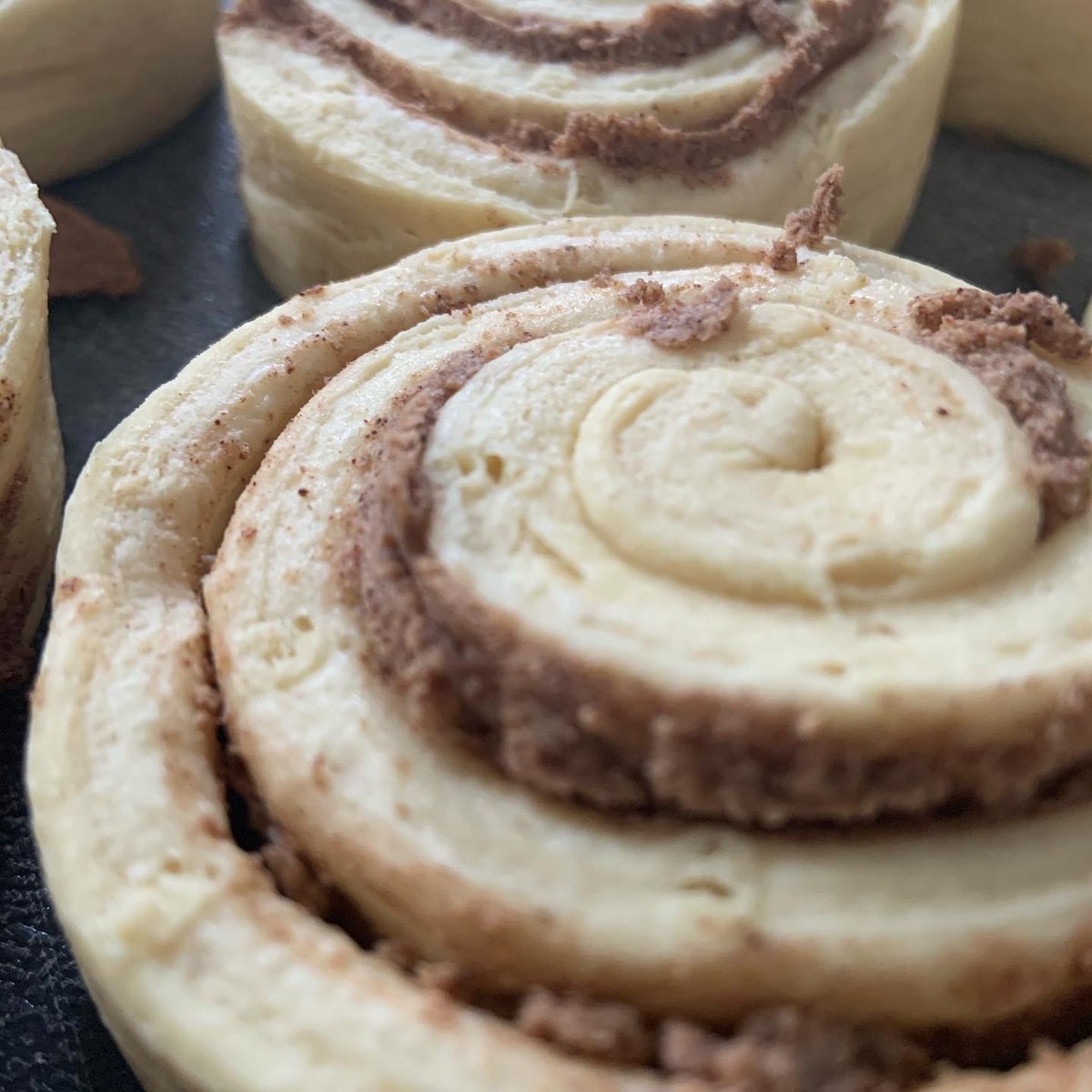EdibleLifeinYYC's tweet photo. when cinnamon rolls &amp; apple pie have a baby....Apple Pie Cinnamon Roll casserole is born.  https://t.co/poAYcOR4gV #breakfast #casserole #cinnamonbun #yyc #blog https://t.co/sWmBfI0OlY