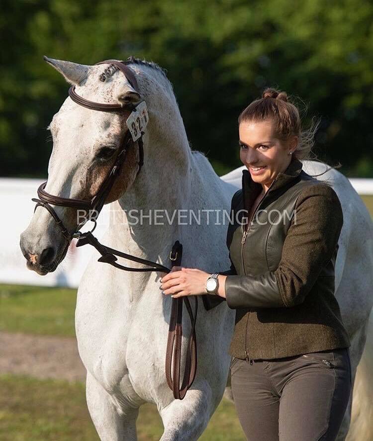 Great memories to keep with me always from riding such a talented horse. A fond farewell to Djakota EB who left today for his new home. 
The very best of luck to Pru and Hugo - I look forward to following your partnership this season on the event circuit.