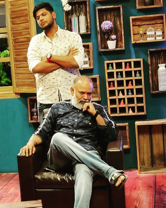 cinemapayyan's tweet photo. #Spotlight with @vp_offl 💥

Coming Friday evening 5. 

A musical Interview with loads of fun 😁

Only on @SunMusic https://t.co/twrhMPFqsE