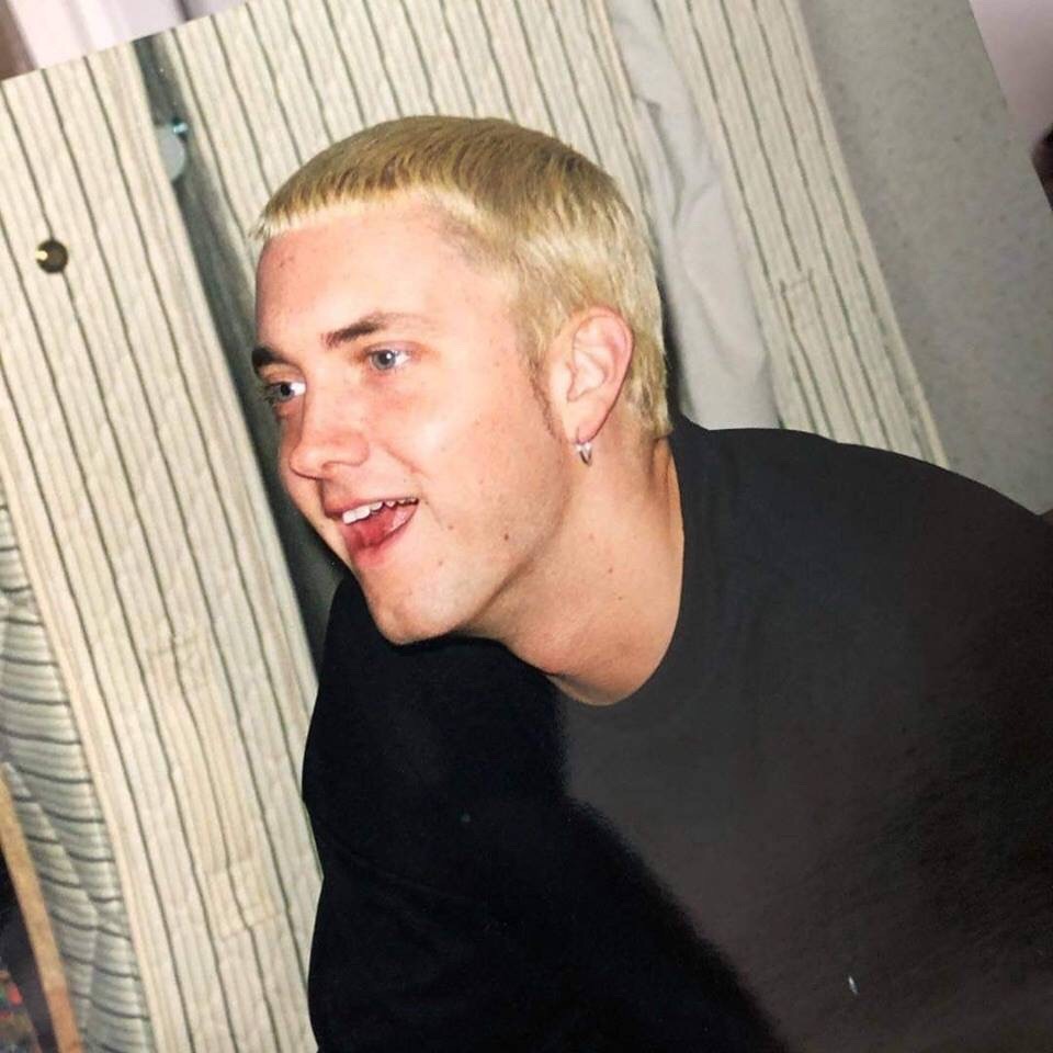 Eminem_Posts__'s tweet photo. Blessing your timeline with happy Eminem pics ☺️♥️ https://t.co/Bea5jhj3u0