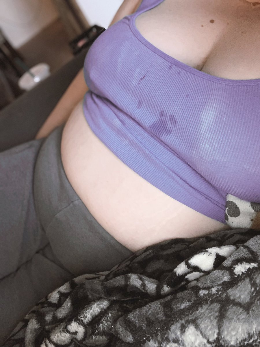 secretchubbyxo's tweet photo. Ooopsss spilled some iced coffee! Happy Saturday 😘 #chubby #chubbybabe #bbw #bbwbabe #fatbabe #bbwlovers #chubbychasers #belly #bellylove #bigbelly #littlepiggy #fat https://t.co/0Lto1S1T2t