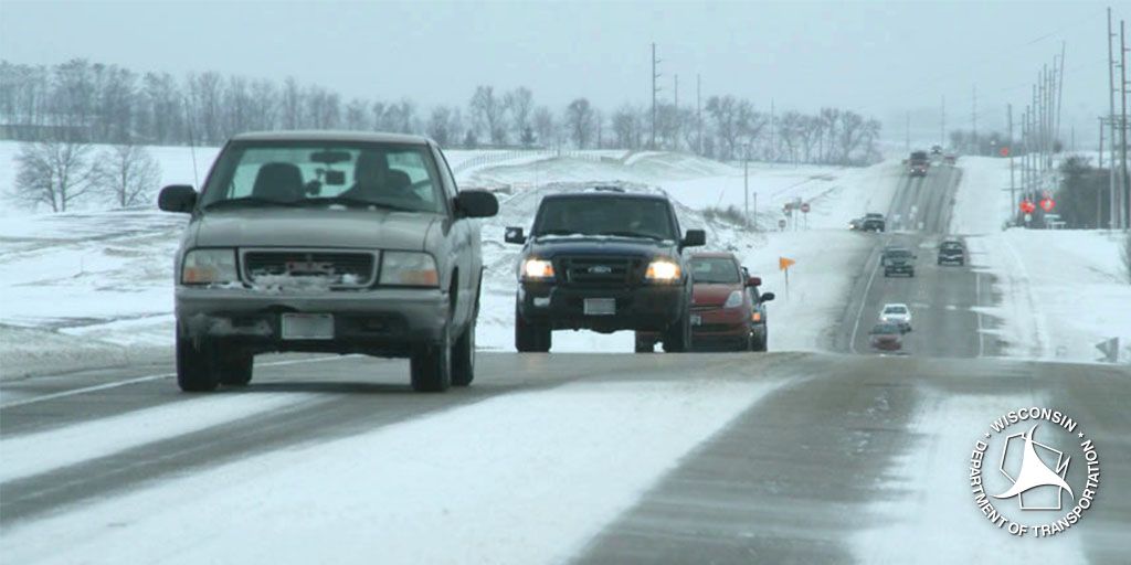 WisconsinDOT's tweet photo. WisDOT New Year’s Resolution #3: Be a courteous driver, share the road and #DontTailgate https://t.co/DCDG01aZlG