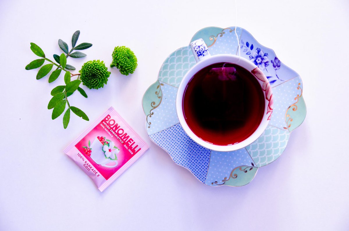 Cutting Down On Caffeine Intake – Does It Make You Feel Better? freshfeastsandflowers.com/cutting-down-o…