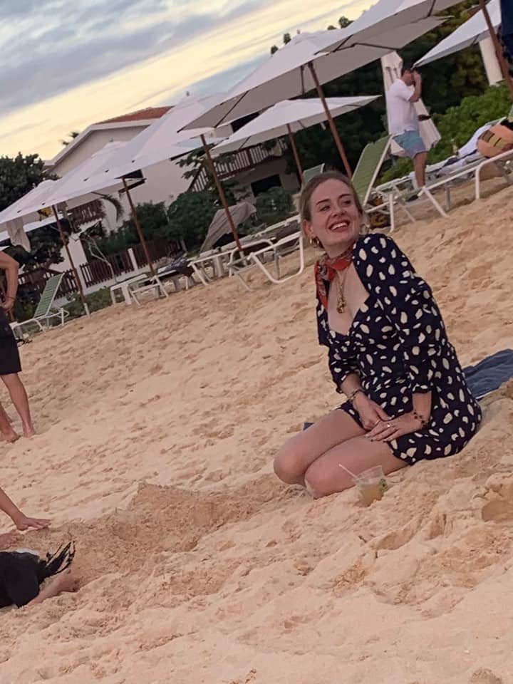 Adele Megaschlank Und Sexy Am Strand Klatsch Tratsch De