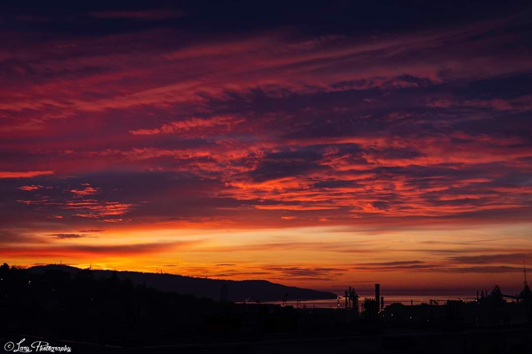 LaryOnAir's tweet image. Today #FierySunset 🌅