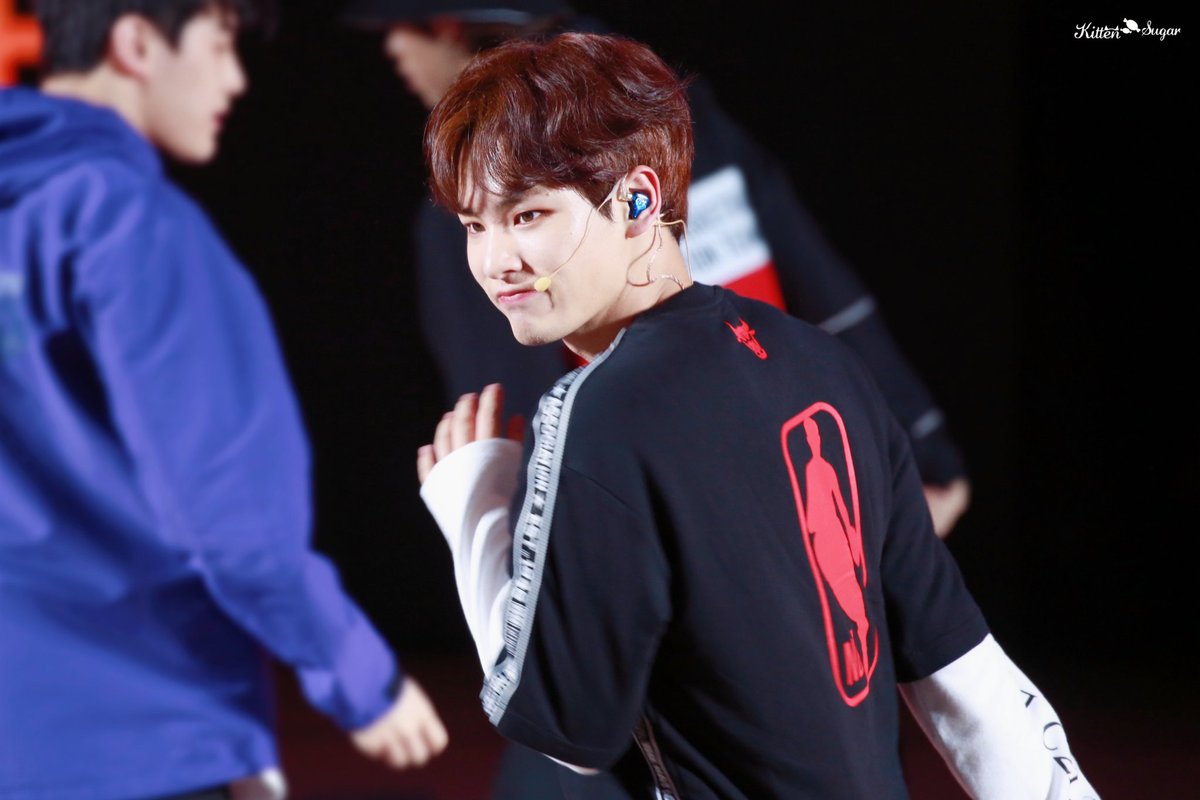 姚琛来了on Twitter 明明生日快乐 我们优秀的主舞大人 要一直在自己热爱的舞台 有更多更大的舞台 成为舞台中最闪耀的星星 同时也要照顾好自己 毕竟身体最重要嘛 姚明明0105生日快乐