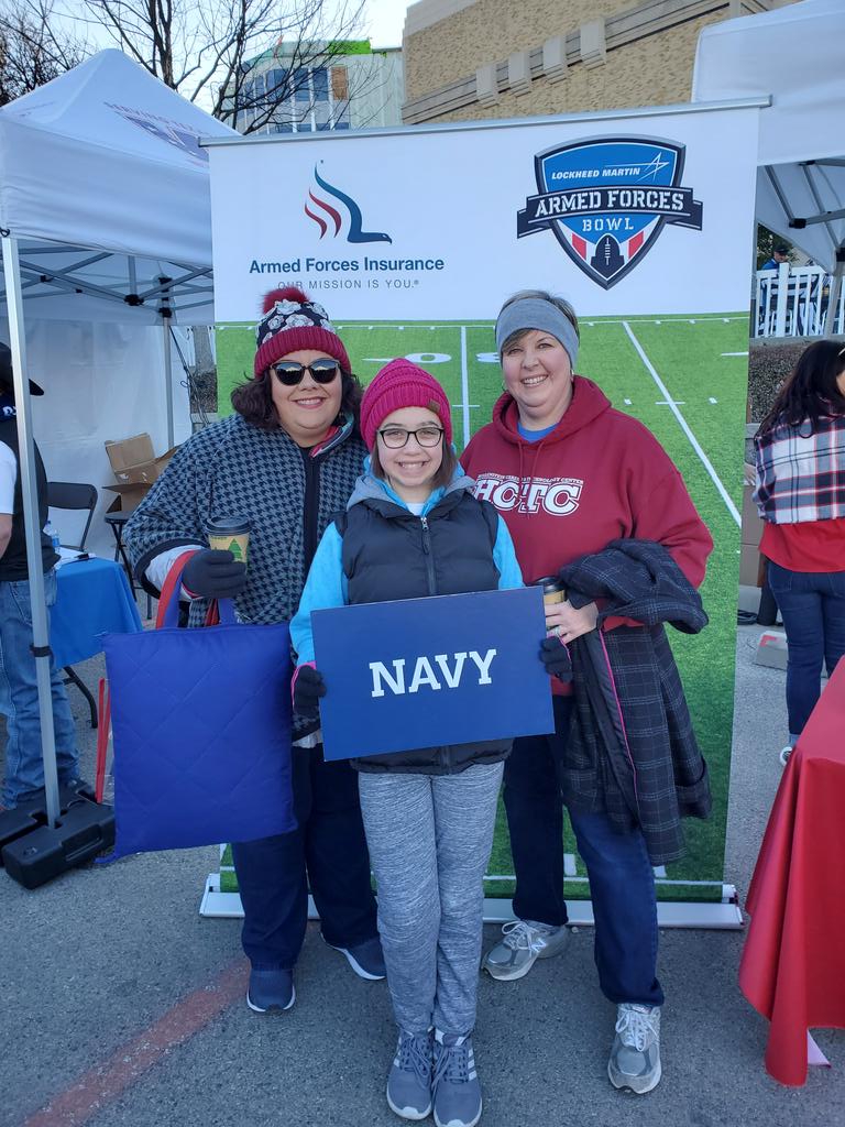 17th Annual Armed Forced Bowl! Southern Miss vs. Tulane! Thank you to all who selflessly protect our country to preserve our freedom! <a href="/ArmedForcesBowl/">LM Armed Forces Bowl</a> <a href="/USNavy/">U.S. Navy</a> <a href="/USArmy/">U.S. Army</a> <a href="/usairforce/">U.S. Air Force</a> <a href="/USMC/">U.S. Marines</a> <a href="/uscoastguard/">U.S. Coast Guard</a> #LMAFB