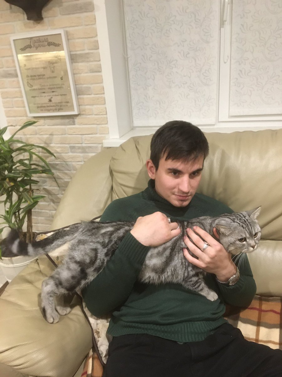 Держу самого прекрасного кота на свете
