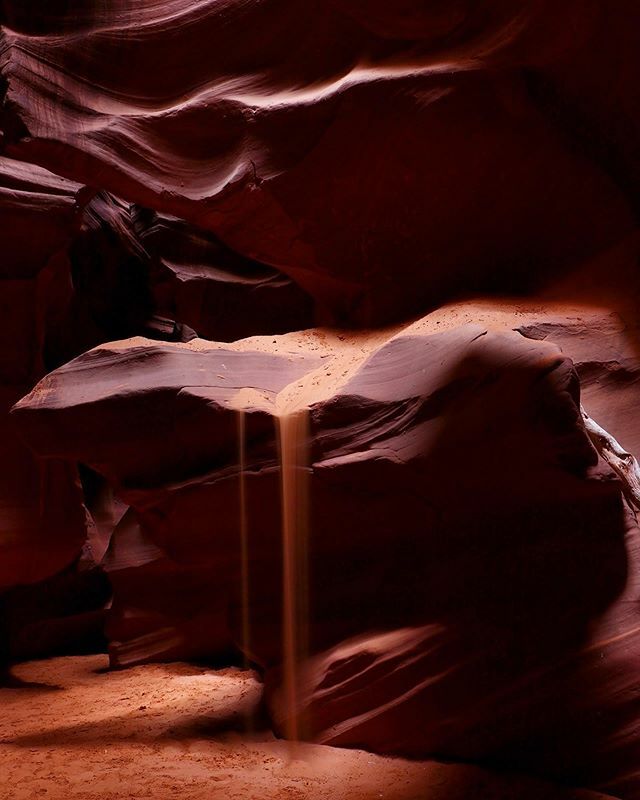 PixelogyStudios's tweet photo. Upper Antelope Canyon #pixelogystudios #adventure #antelopecanyon #nature #landscape #landscapephotography #likes4likes #naturelovers #outdoors #follow #mothernature #naturephotography #travelcompass #roadtrip #beautiful #protectthewest #worldwandererc… https://t.co/Ro60T4vQPe https://t.co/QLHmbDgINP