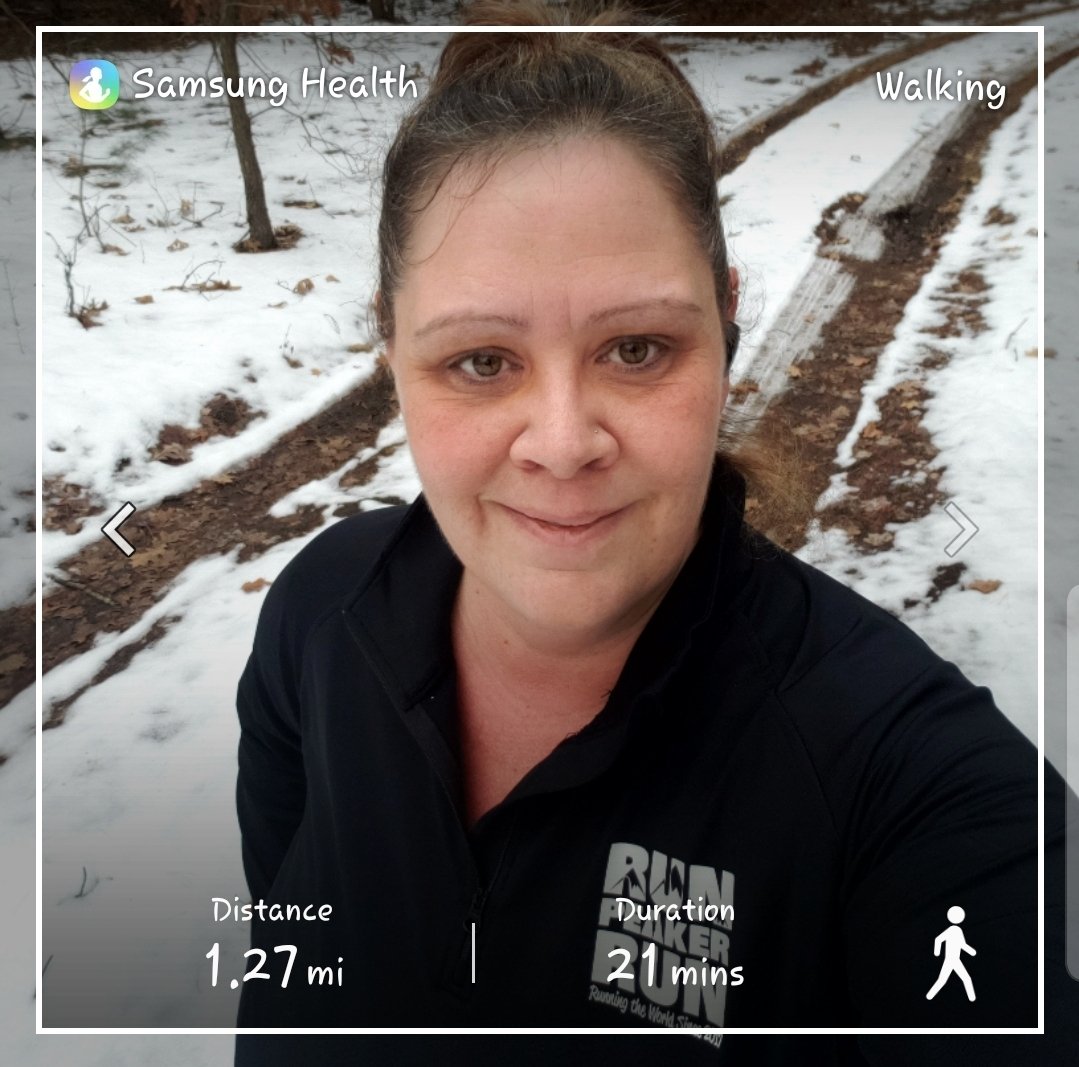 melsch72's tweet photo. #Peakstreak20 #Day1  20 minute walk/jog being as I'm still working my way through all the M3 EMOM's I am choosing for now to walk or jog my #peakstreak at least until I'm done with M3. #MittenPeaker
@MyPeakChallenge #MPC2020
#Peaker4life #proudpeaker
#3Peaker @SamHeughan https://t.co/byzs7qKICd