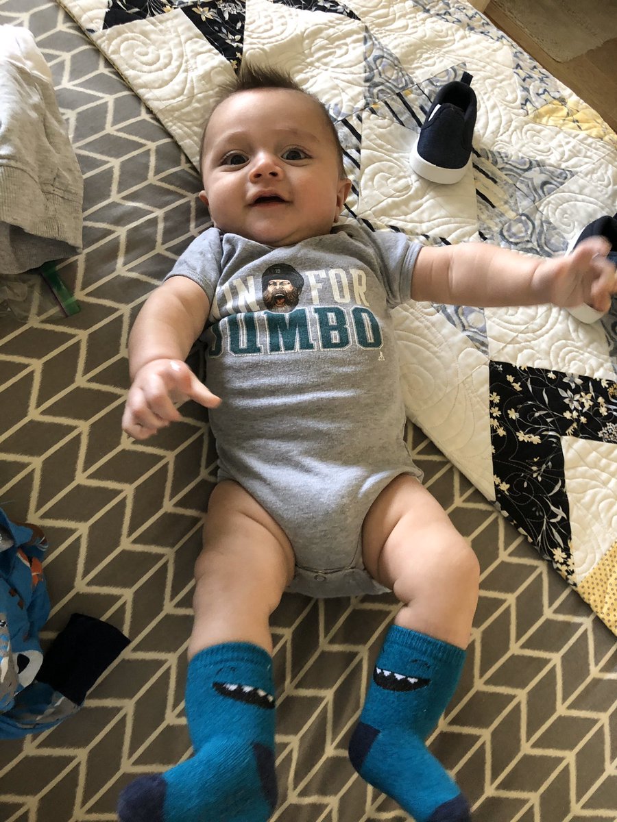 CaseyMac18's tweet photo. Nephew about to grow outta this outfit.. so one last reminder to #WinforJumbo. Whenever that is, we will be there! #SJSharks @SanJoseSharks https://t.co/lKj02rOn62