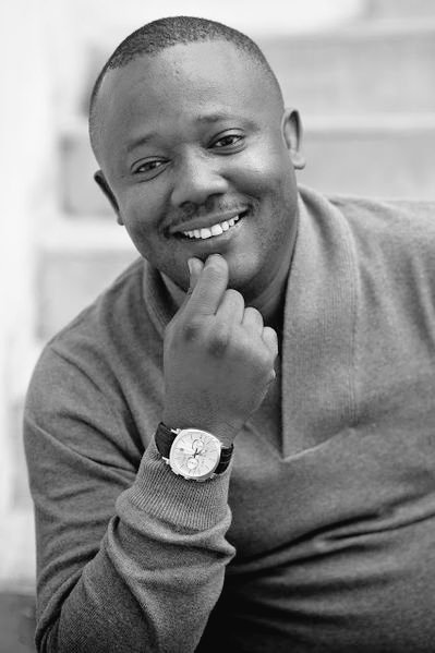 edithbrou's tweet photo. Umaro Sissoco Embalo, 47 ans, est le nouveau Président de Guinée-Bissau. Il a été élu avec 53,55 % des voix. Ancien général et diplômé en sciences politiques, il parle portugais, espagnol, français, anglais et arabe. Il fut aussi Premier ministre entre nov. 2016 et janvier 2018. https://t.co/0RxjgC3XXB