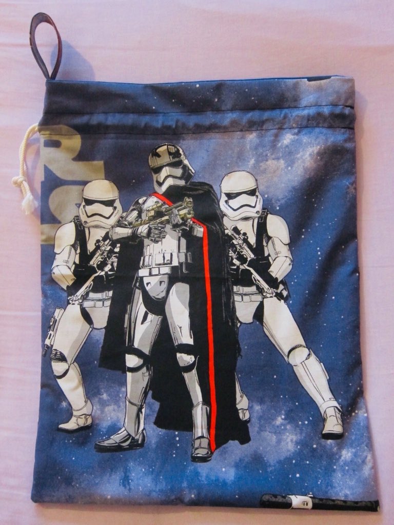 Personalised PE bag for a Star Wars fan!  
handmadebylinzi.co.uk/drawstring-pe-…