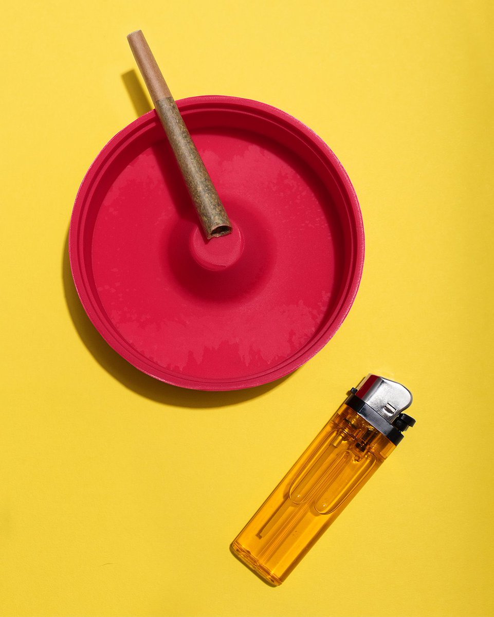 fluentcannabis's tweet photo. #SaturdayEssentials: If you are looking for a quicker, easier way to consume #cannabis, or you just canโt roll to save your life, #prerolls can be your best friend ๐ #GetFluent https://t.co/pEaey44YVl