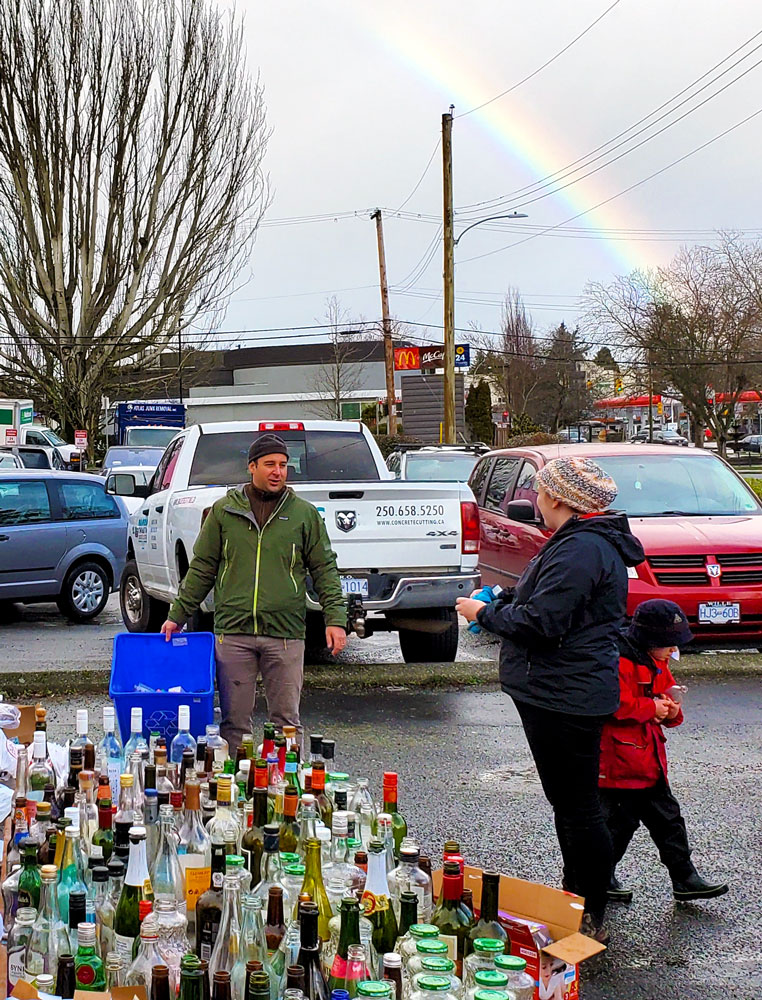 ScouterRobin's tweet image. Still time to bring your bottles to the 1st Cedar Hill #Scout #bottledrive! (Until 3pm) goo.gl/maps/UvXFAZ1Np…