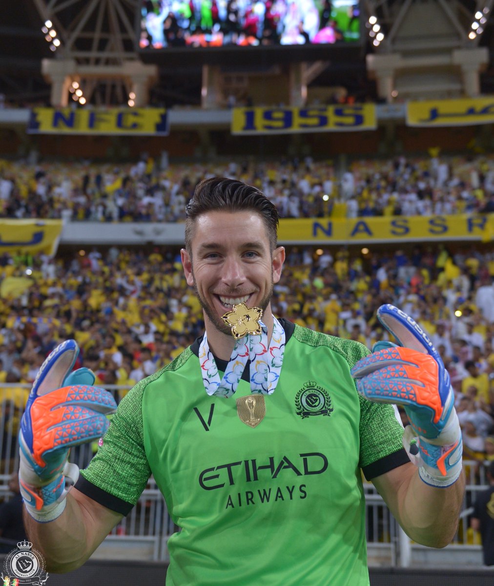 AlNassrFC's tweet photo. 📷||
#النصر_بطل_السوبر 😍🏆💛💙 https://t.co/rZEDxYXrIq
