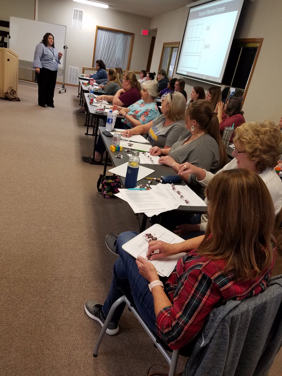 Jen_Higgi's tweet photo. Training for the paras of USD 257! Spent the morning on trauma informed and the afternoon on reading and writing strategies to help the students!! Paras walked away grateful for a day of learning and support! #257Learn https://t.co/iex2j5XVPn