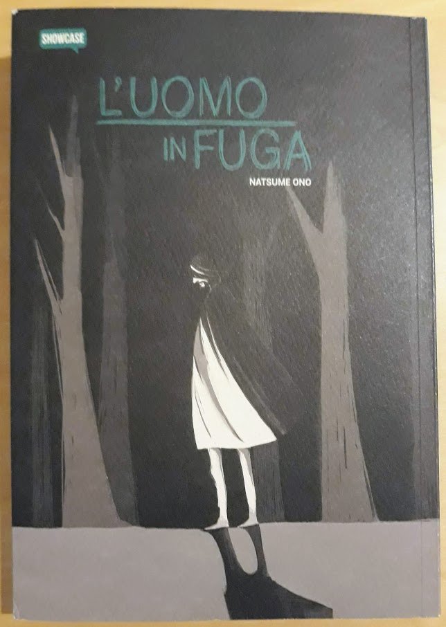 オノナツメ「逃げる男」イタリア語版
B6よりちょっと小さいサイズ。この判型のマンガが日本でも増えればいいなぁとも思うけど普段はkindle派だからな・・
日本で750円がこっちで買うと15.9ユーロ(ほぼ2000円)なのは高いけど、まぁ翻訳と本のサイズとかあるからなぁ。 