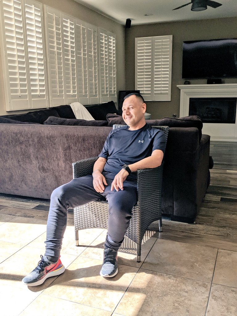 r_vaneee's tweet photo. Thanks to the universe, to a selfless family, to amazing doctors at UCSD, to the science behind a transplant, to the support of family &amp; friends BUT especially to my brother's continuous resilience; Today we get to celebrate another birthday for my brother. ♥️🎂 https://t.co/Pa3nyiR6qd